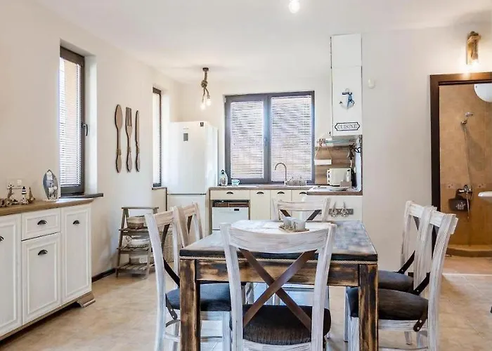 ヴィラ The Pearl Of ロゼネッツ